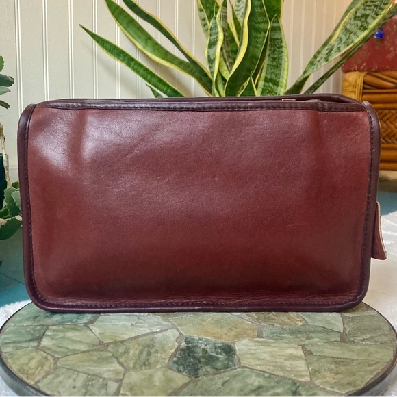 Coach Vintage Basic Bag Burgundy 9455 - Picture 6 of 15